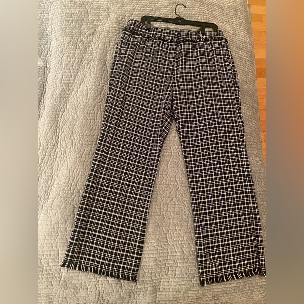 Max Mara weekend pants with fringe around waist front and back and at the bottom